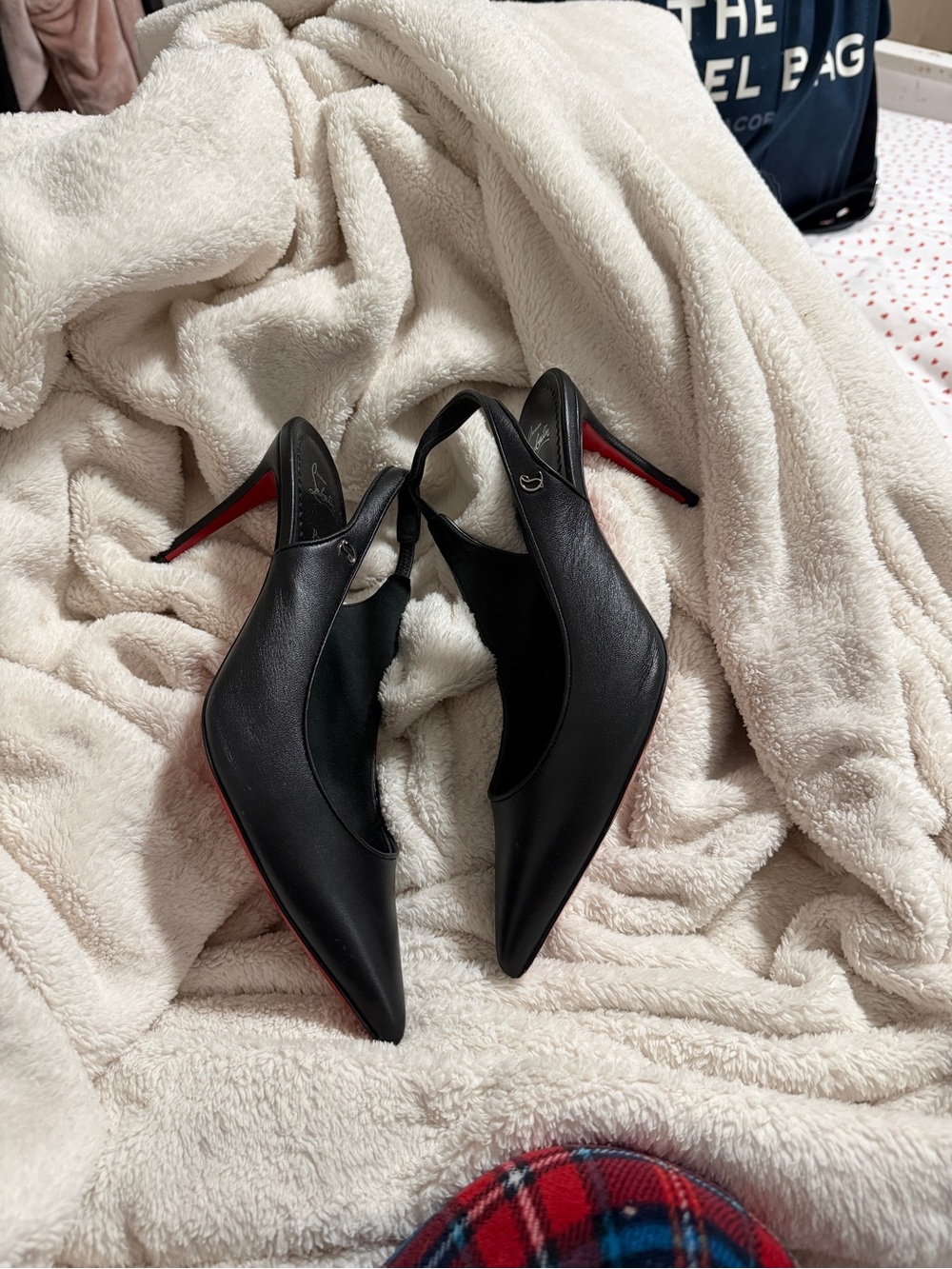 Christian Louboutin Black Pointed Slingback Pumps - Classic Leather - Picture 2 of 3